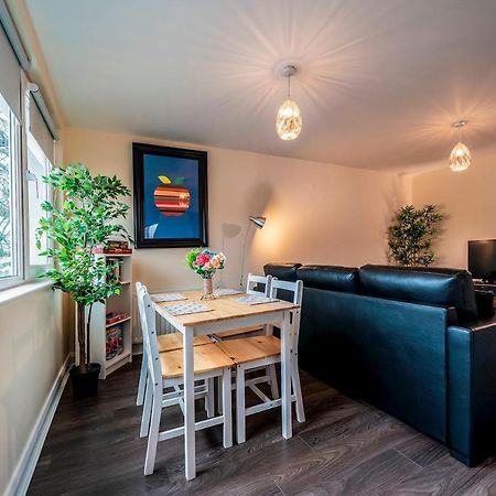 1 Bd Apt In Historical W Belfast Close To Centre Exteriör bild